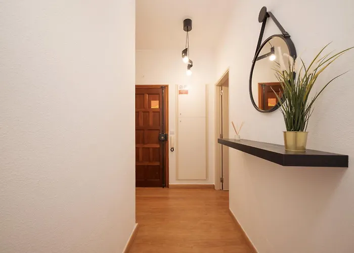 Design By Hosty Apartment